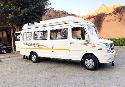 12 Seater Tempo Traveller