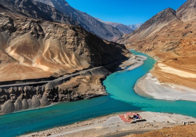 Chandigarh to Leh Taxi Hire